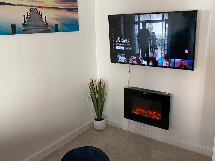 Luxury Modern 1Bed Sea View Apartment Rhôs-on-Sea Eksteriør billede