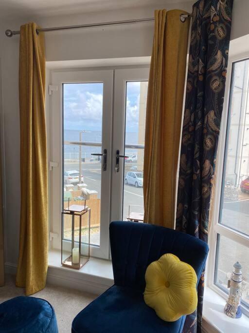 Luxury Modern 1Bed Sea View Apartment Rhôs-on-Sea Eksteriør billede